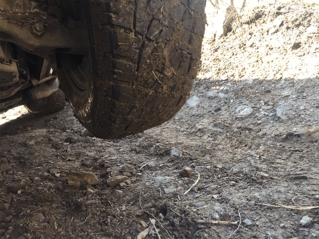 Door de modder in België rijden met een 4x4 cursus